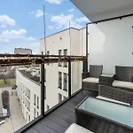 Nice To Host You Apartament Przy Stadionie Narodowym